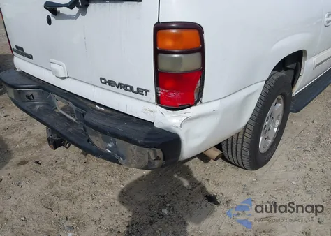 2004 Chevrolet Suburban 1500 Lt from USA, damaged, VIN 3GNFK16Z14G212852